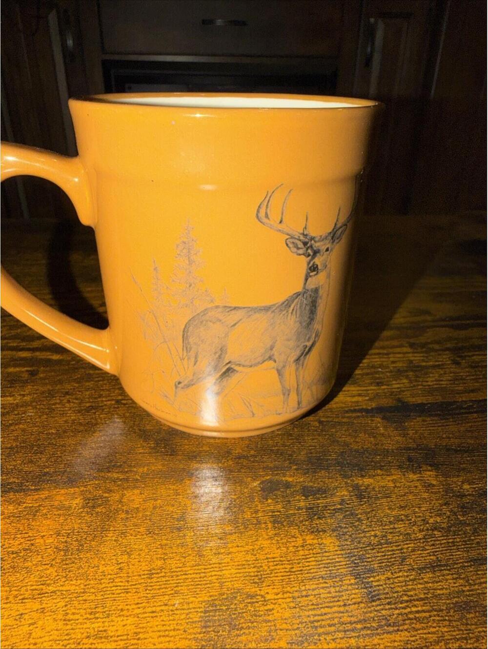 Bass Pro Shops 16 Oz Big Buck 2 Whitetail Deer Trigger Handle Hunting Coffee Mug